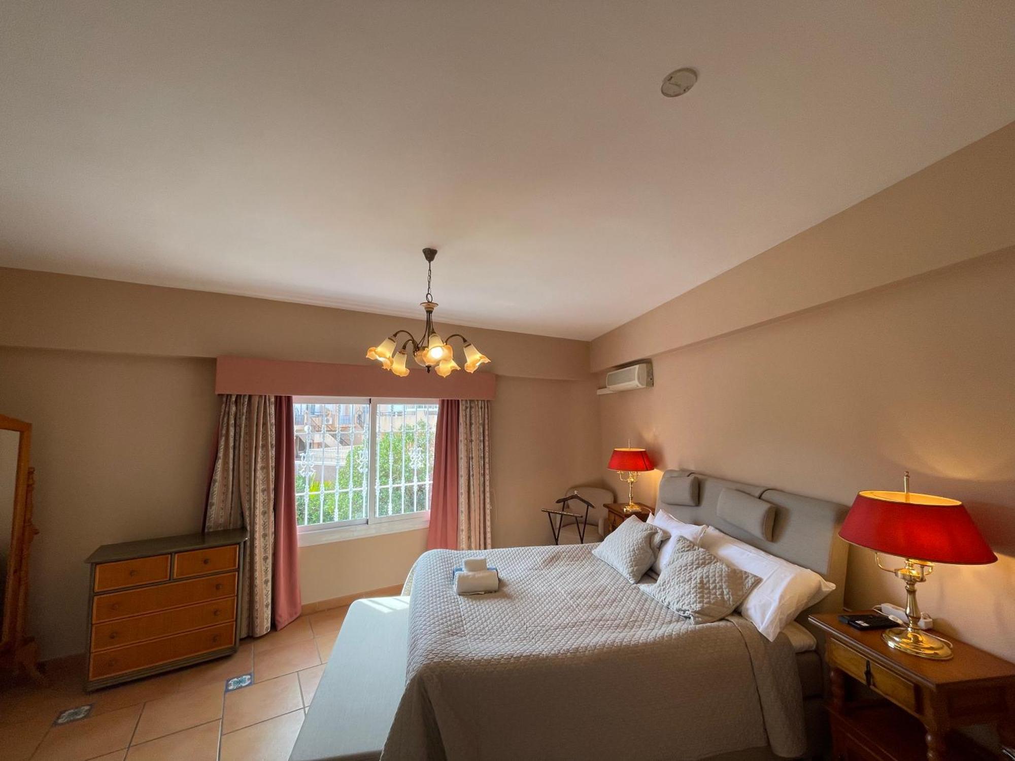 Anna'S Garden Bed & Breakfast Torrevieja Rom bilde