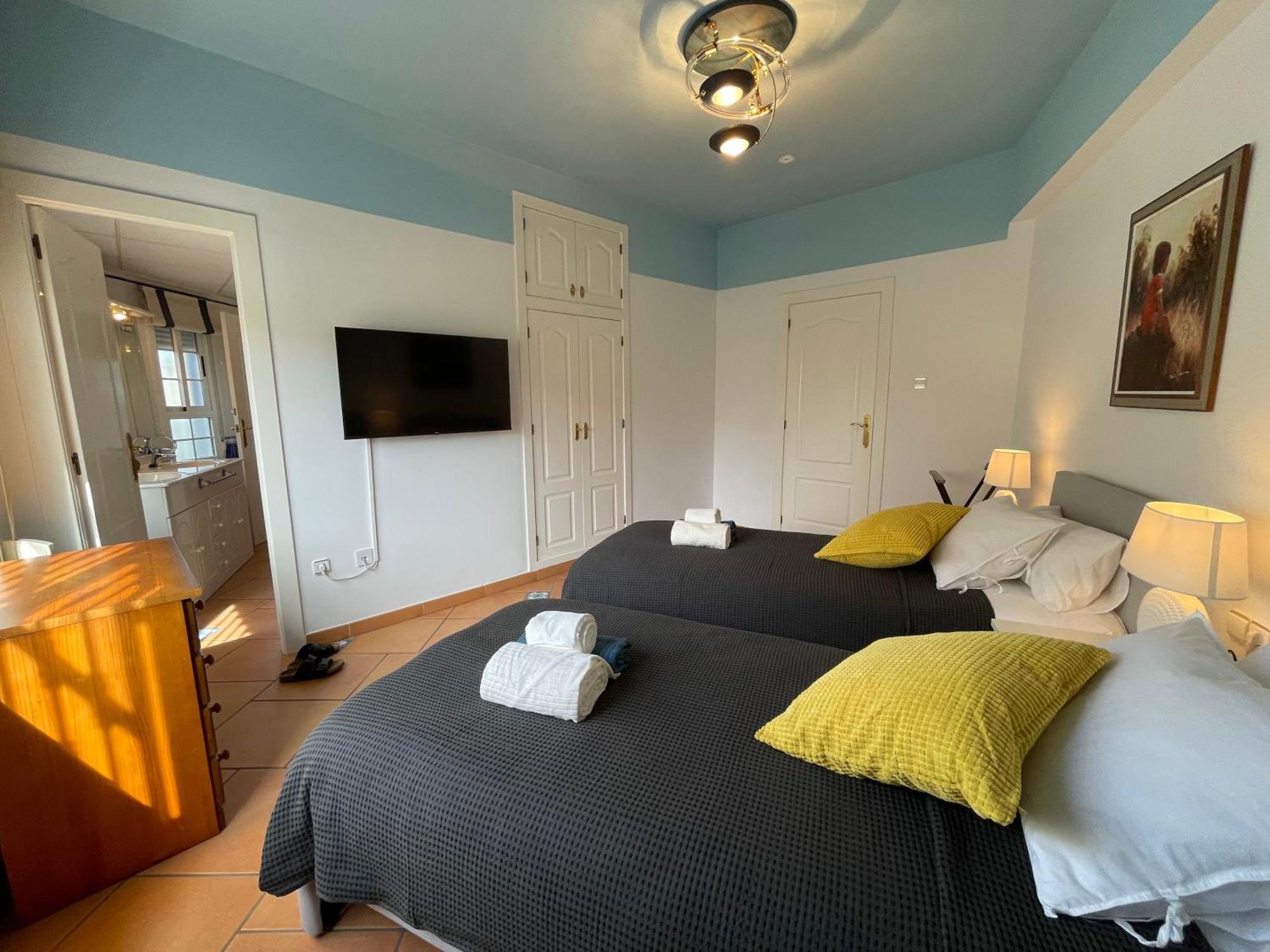 Anna'S Garden Bed & Breakfast Torrevieja Rom bilde